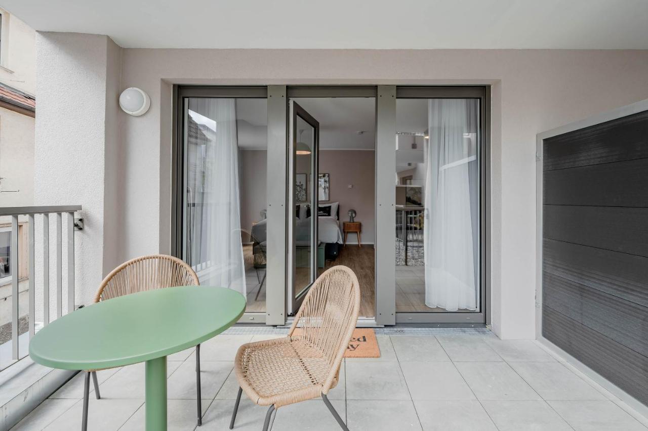 Limehome Metzingen Wilhelmstr Exterior foto