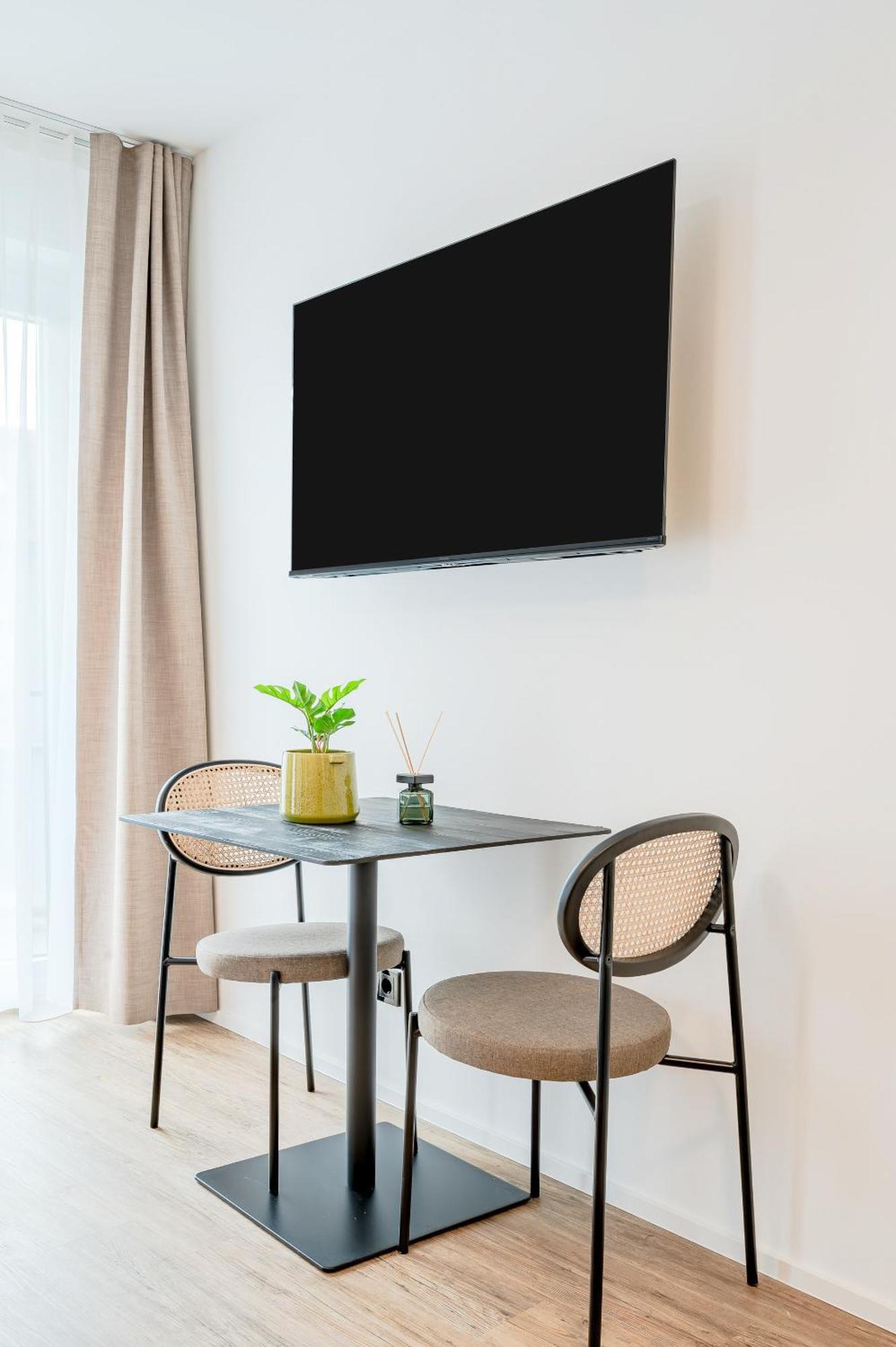 Limehome Metzingen Wilhelmstr Quarto foto