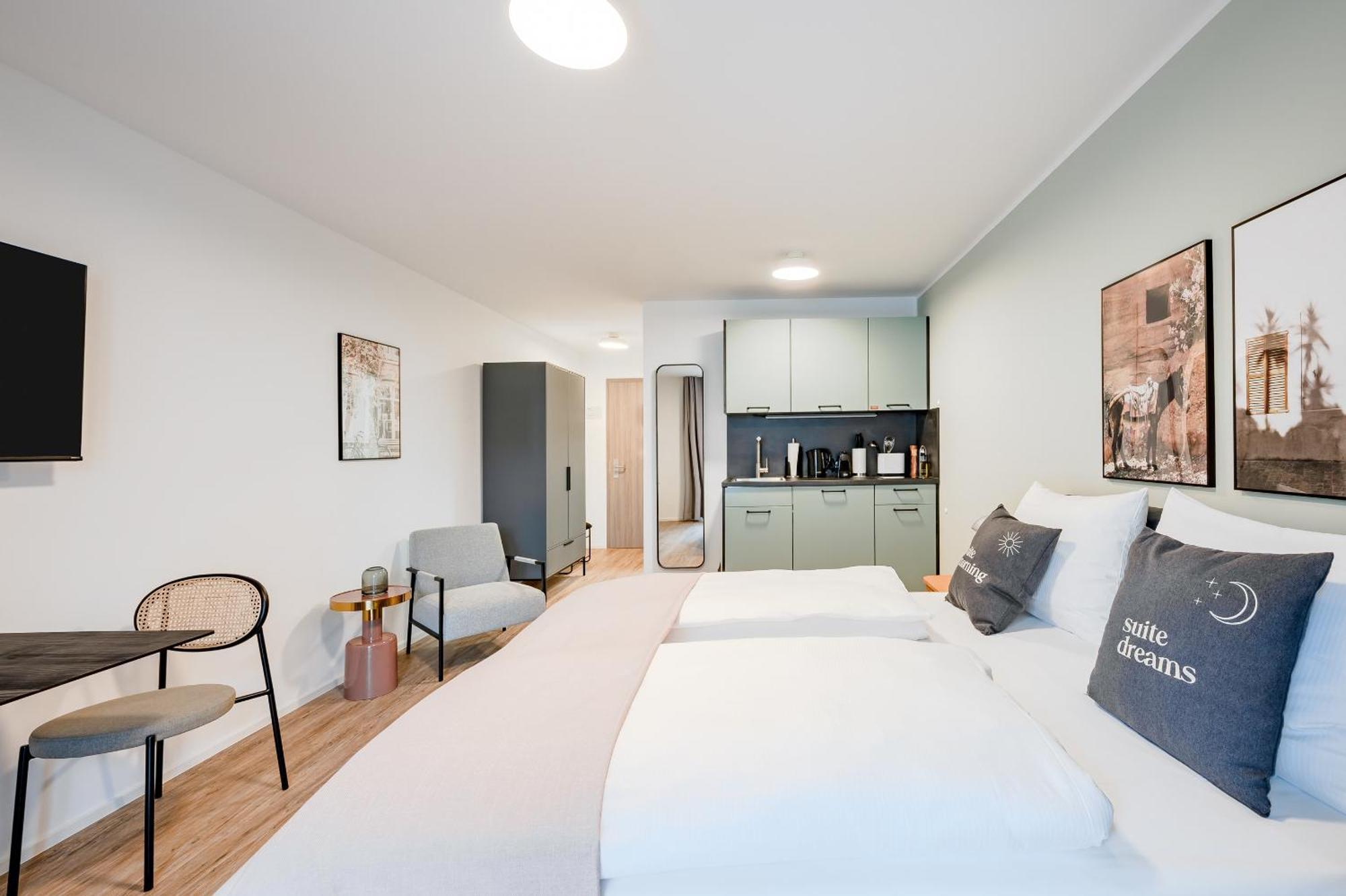 Limehome Metzingen Wilhelmstr Quarto foto