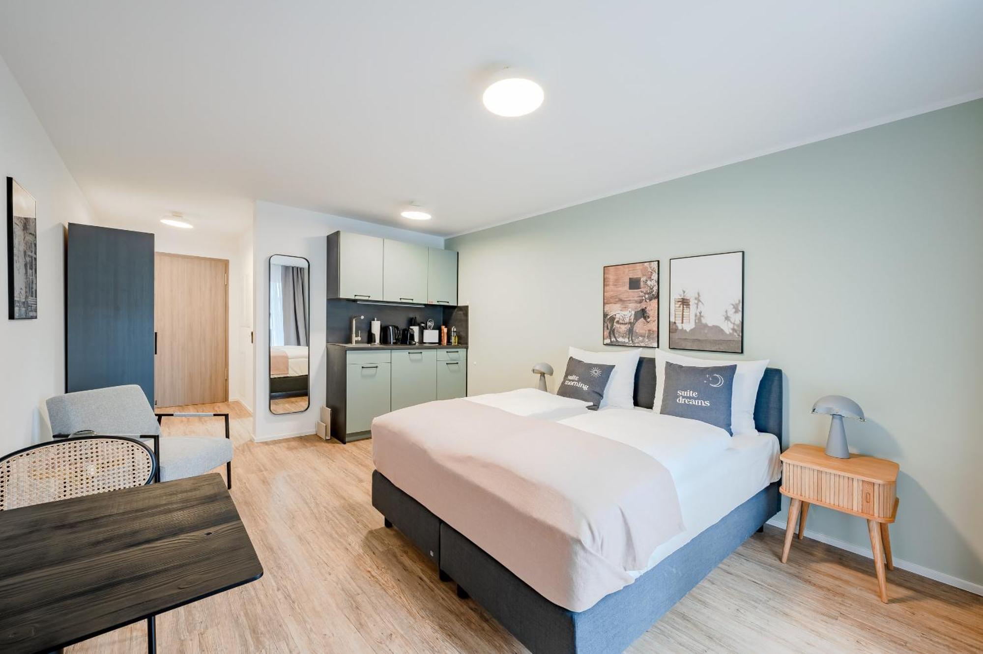 Limehome Metzingen Wilhelmstr Quarto foto
