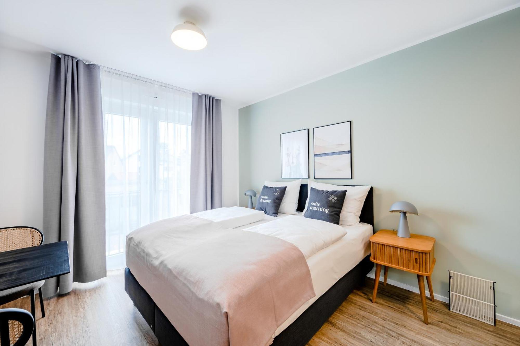Limehome Metzingen Wilhelmstr Quarto foto